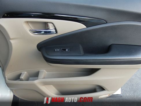 Used 2019 Honda Pilot Touring image 36