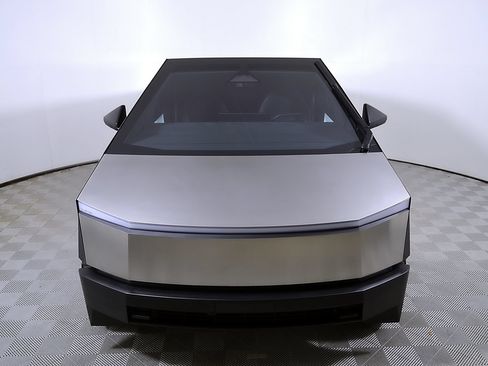 Used 2024 Tesla Cybertruck Cyberbeast AWD/4WD image 4