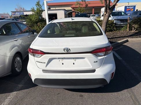 Used 2024 Toyota Corolla LE image 13