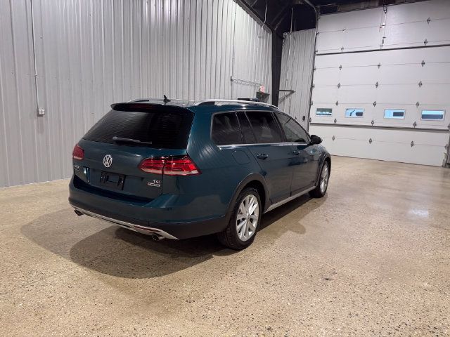 Used 2018 Volkswagen Golf Alltrack AWD/4WD image 8