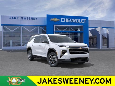 New 2026 Chevrolet Traverse LT AWD/4WD image 1