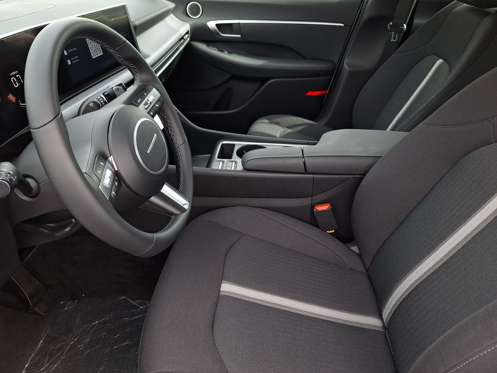 New 2026 Hyundai Sonata SEL AWD/4WD image 10