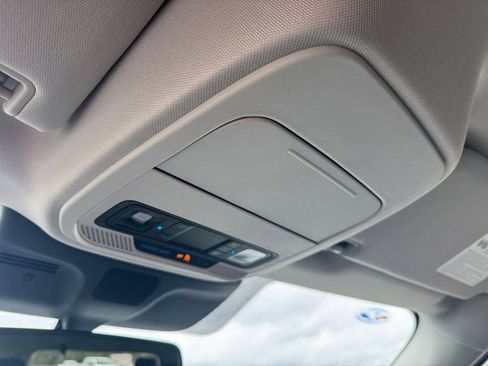 New 2026 Ford Expedition Active RWD image 37