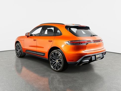 Used 2024 Porsche Macan AWD/4WD image 15