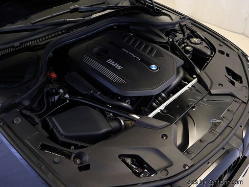 Used 2018 BMW 540i xDrive image 35