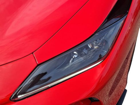 Used 2020 Ferrari F8 Tributo RWD image 11