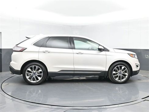 Used 2015 Ford Edge Titanium w/ Equipment Group 301A image 11