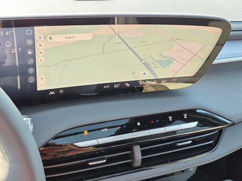 New 2026 Buick Enclave Sport Touring w/ Super Cruise Package image 15