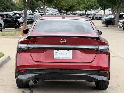 New 2026 Nissan Sentra SR FWD image 4