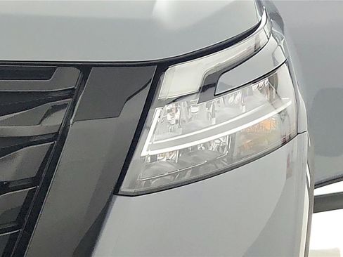 Certified 2024 Nissan Pathfinder Platinum w/ Lighting Package (N93) AWD/4WD image 37