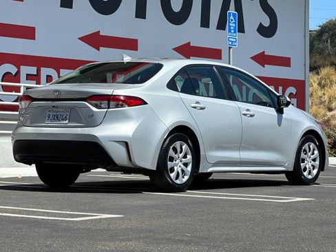 Used 2024 Toyota Corolla LE FWD image 5