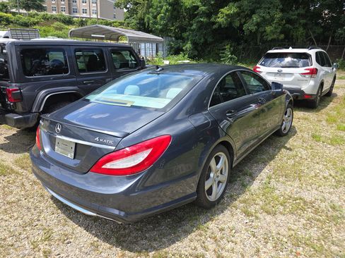 Used 2014 Mercedes-Benz CLS 550 4MATIC image 2