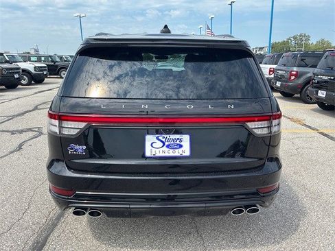 New 2025 Lincoln Aviator Reserve w/ Jet Appearance Package image 6