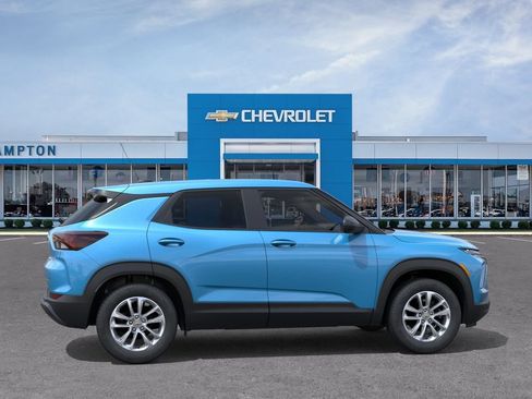New 2026 Chevrolet TrailBlazer LS w/ LS Convenience Package FWD image 5