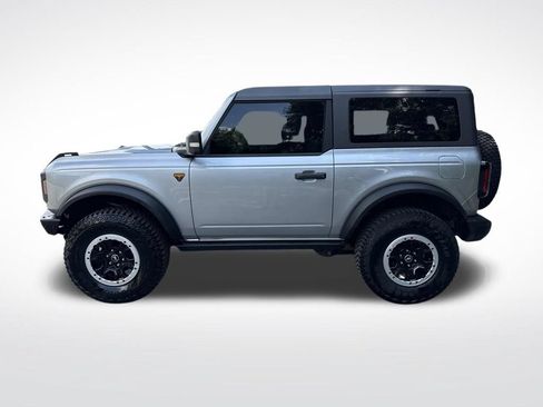 Used 2023 Ford Bronco Badlands w/ Sasquatch Package AWD/4WD image 7