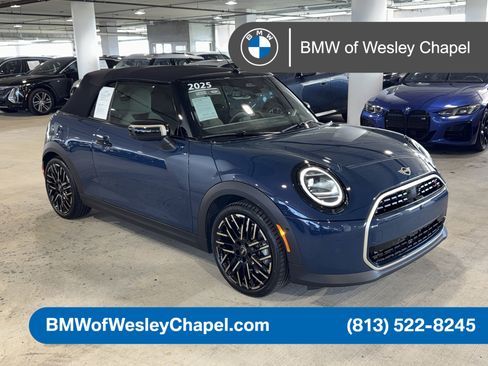 Used 2025 MINI Cooper S FWD image 1