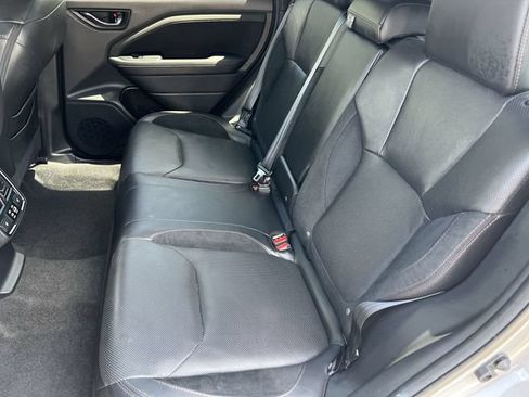 Certified 2025 Subaru Forester Touring AWD/4WD image 39