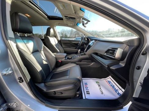 Certified 2022 Subaru Outback Onyx Edition XT image 23