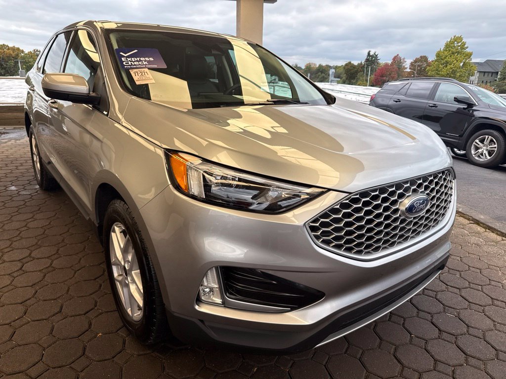 Used 2024 Ford Edge SEL w/ Convenience Package AWD/4WD image 4