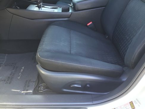 Used 2018 Nissan Altima 2.5 S w/ S Convenience Package FWD image 12