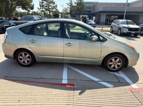 Used 2009 Toyota Prius FWD image 4