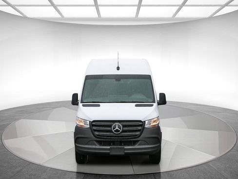 New 2024 Mercedes-Benz eSprinter 170 Cargo image 6