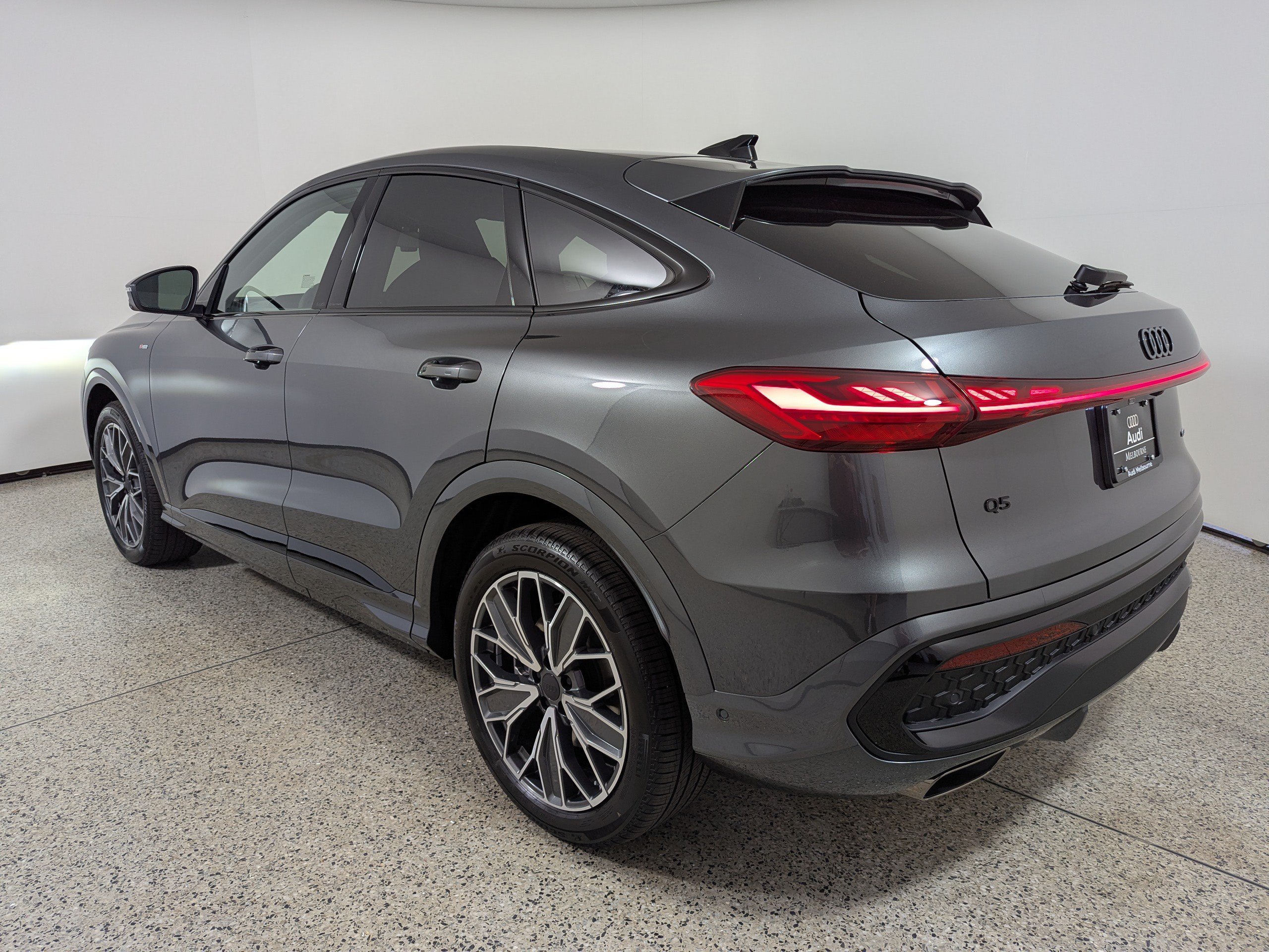 New 2026 Audi Q5 Prestige AWD/4WD image 5