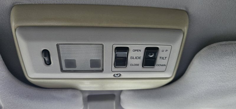 Used 1994 Toyota Land Cruiser AWD/4WD image 26