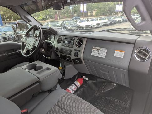 Used 2019 Ford F650 2WD SuperCab Super Duty image 26