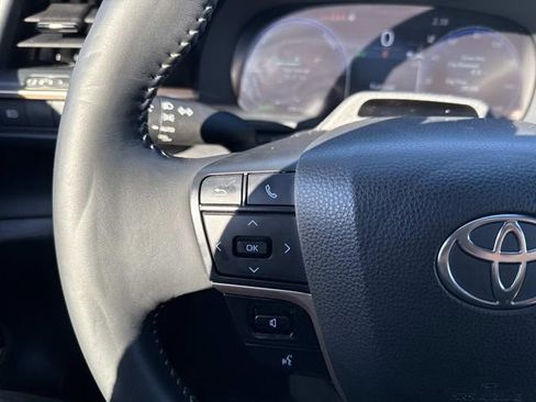 Used 2024 Toyota Crown Limited w/ Advanced Technology Package image 37
