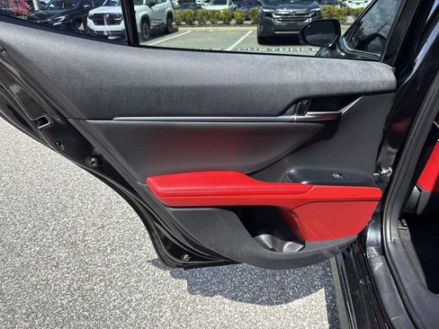 Used 2020 Toyota Camry XSE FWD image 13