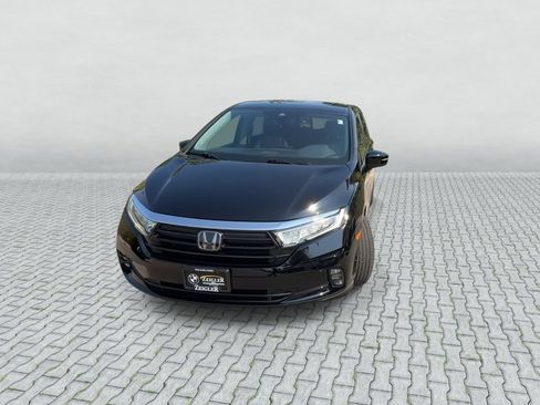Used 2023 Honda Odyssey EX-L image 3