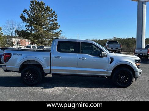 New 2025 Ford F150 XLT w/ Equipment Group 302A MID image 8