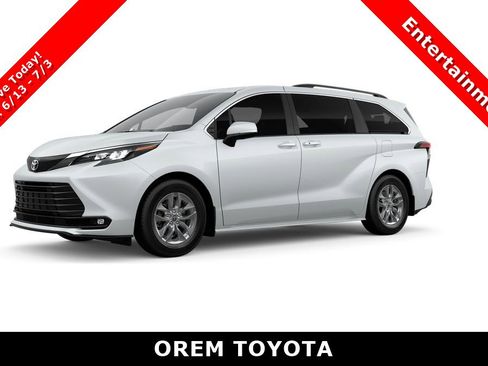 New 2026 Toyota Sienna XLE FWD image 2
