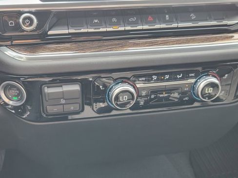 Used 2025 GMC Sierra 1500 Elevation w/ X31 Off-Road Package image 15