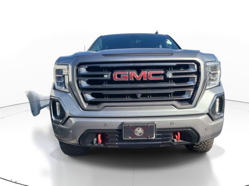 Used 2021 GMC Sierra 1500 AT4 w/ AT4 Value Package AWD/4WD image 2