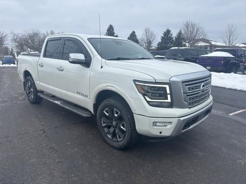 Used 2021 Nissan Titan Platinum Reserve w/ Moonroof Package image 3