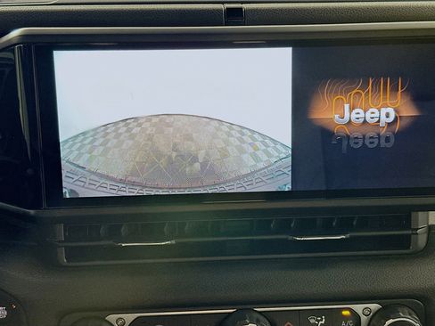 Used 2025 Jeep Wrangler Unlimited Sport S 4xe AWD/4WD image 21