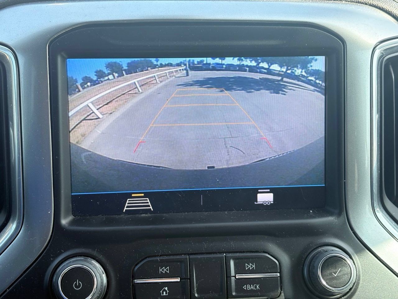 Used 2021 Chevrolet Silverado 1500 RST AWD/4WD image 10