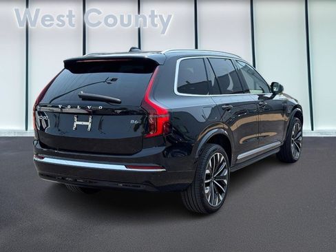 Certified 2026 Volvo XC90 B6 Ultra AWD/4WD image 4