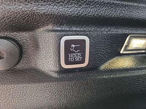 Used 2021 Jeep Grand Cherokee L Limited image 58