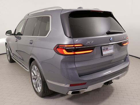Used 2024 BMW X7 xDrive40i w/ Executive Package image 12