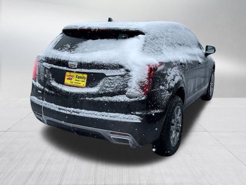 Used 2021 Cadillac XT5 Premium Luxury image 8
