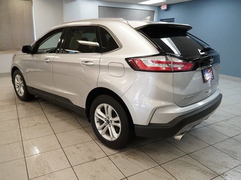Used 2019 Ford Edge SEL image 11