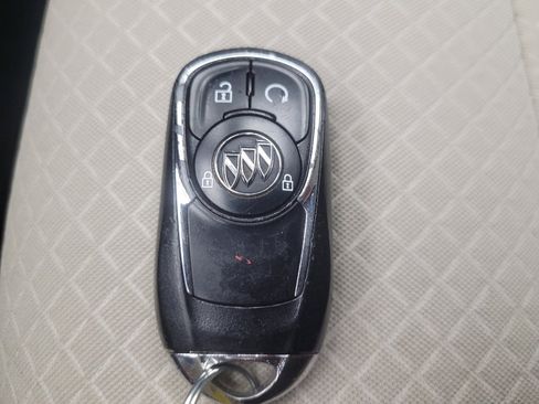 Used 2019 Buick Encore Preferred AWD/4WD image 32