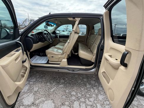 Used 2011 Chevrolet Silverado 1500 LT w/ Texas Edition image 13