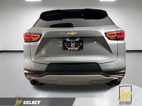 Used 2023 Chevrolet Blazer LT w/ Convenience Package FWD image 9