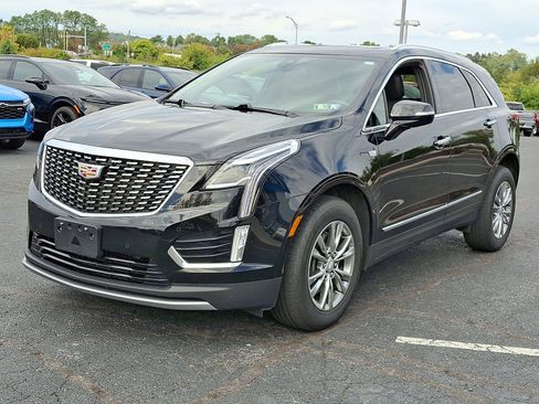 Used 2023 Cadillac XT5 Premium Luxury image 3