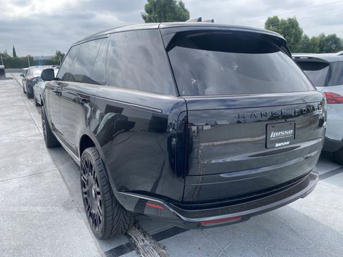 Used 2023 Land Rover Range Rover Long Wheelbase Autobiography AWD/4WD image 4