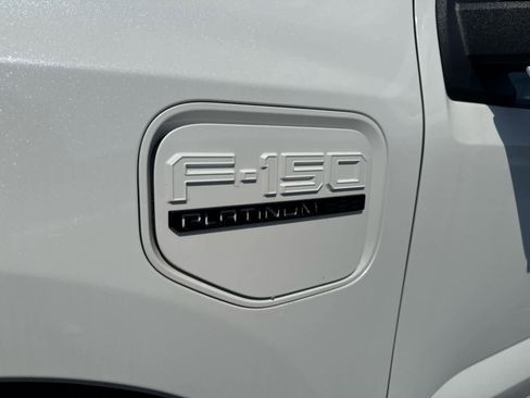 New 2023 Ford F150 Lightning Platinum image 43